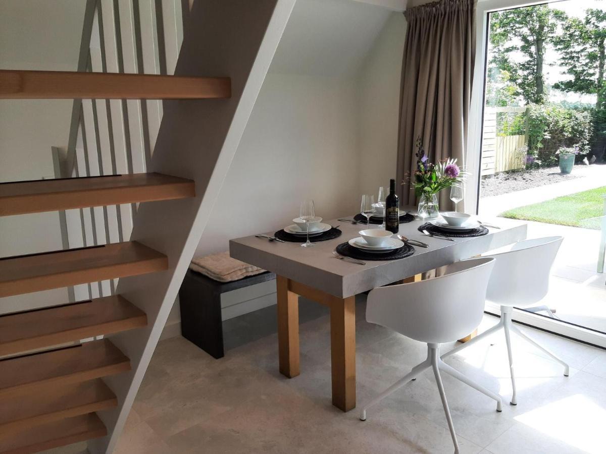 Stylish Holiday Home By The Sea Tuitjenhorn Dış mekan fotoğraf